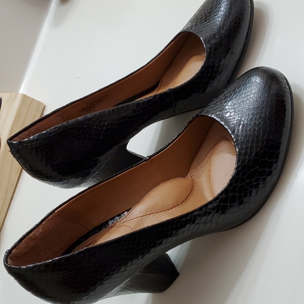 Sofft Black Heels - Like New!